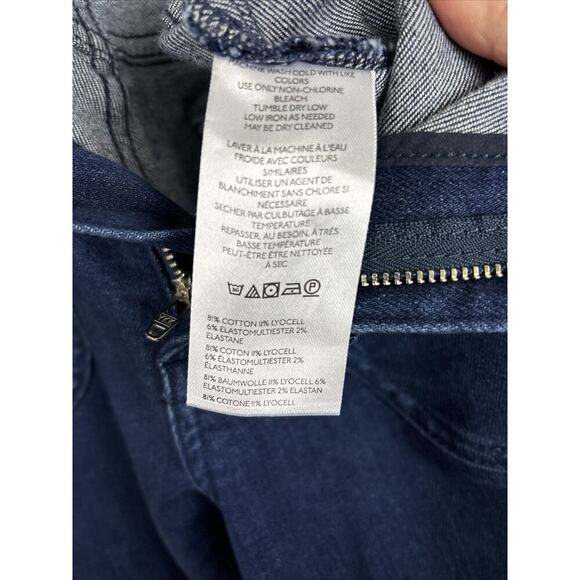 Pilcro Women’s Jeans Size 28 Dark Wash Flare Leg Boho Closet Staple - Picture 6 of 7